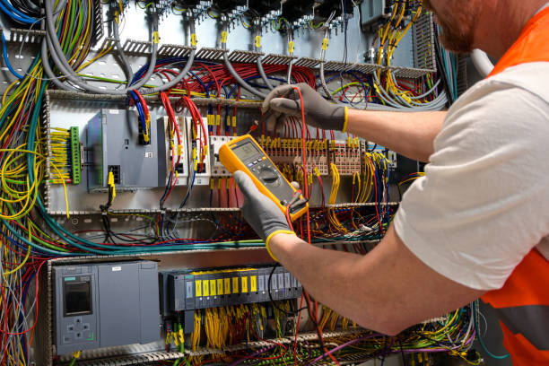 Best Licensed Electrician  in Bayou Cane, LA